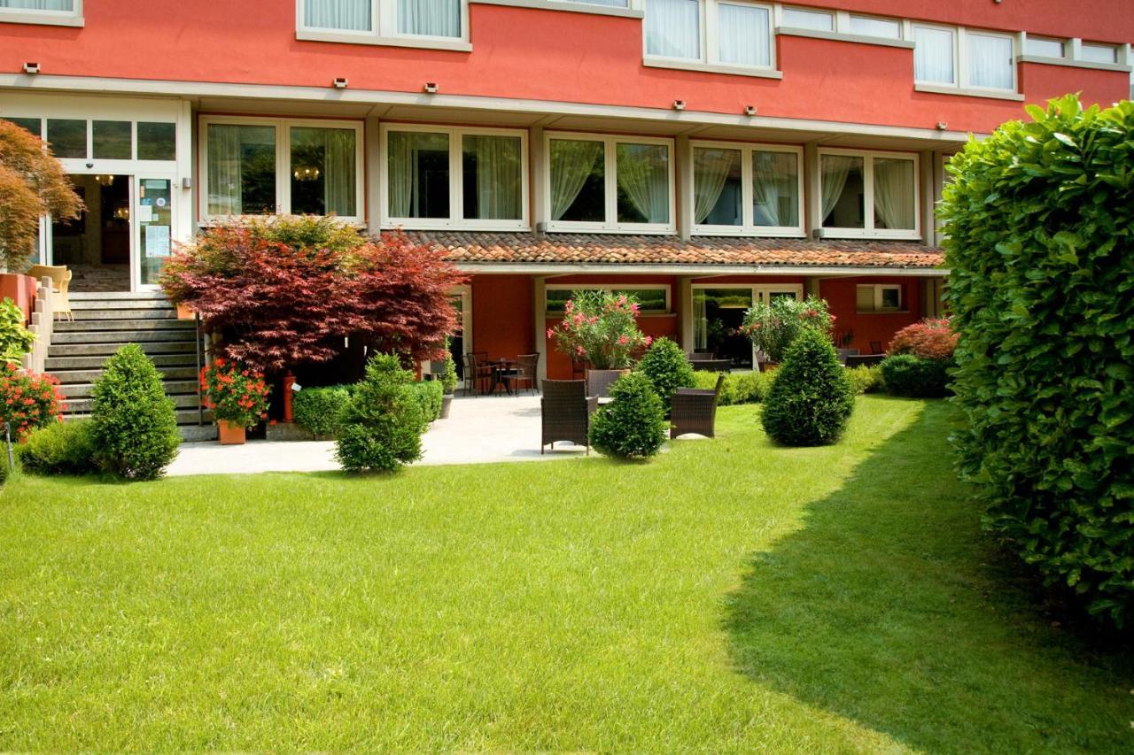 Hotel San Martino Darfo Boario Terme Экстерьер фото